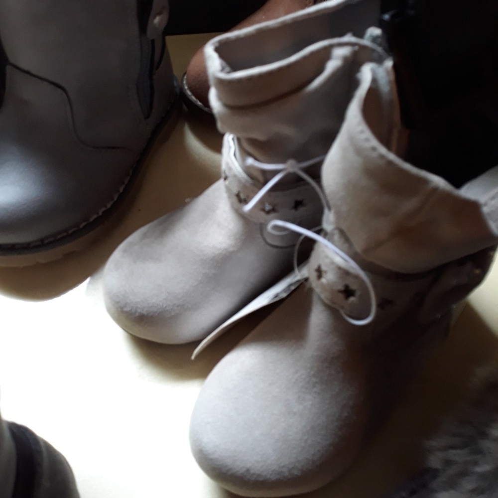 Toddler Girl Boots - Picture 1 of 7